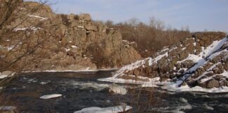 Урочище Протич: скалы, пороги и казацкие легенды Николаевщины, — ФОТО