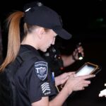 Ночной рейд в Николаеве: полиция напоминает, что подросткам запрещено находиться на улице после 22:00 без взрослых