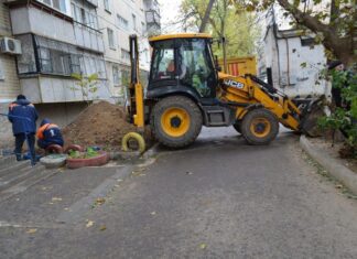 Аварийно-ремонтные работы: часть Николаева осталась без воды