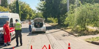 Переходила дорогу по «зебре»: в Николаеве Nissan сбил 58-летнюю женщину