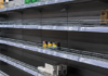 Не на месяц, а на неделю: нужно ли запасаться продуктами из-за российских ударов