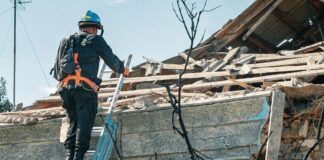 Повреждены 15 домов и выбиты около 90 окон: в Николаеве показали последствия атаки, — ФОТО