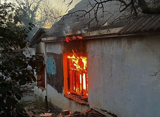 В результате пожара в Николаевской области один мужчина попал в больницу с ожогами, — ФОТО