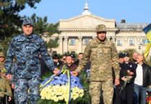 В Николаеве в День защитников и защитниц Украины почтили память павших Героев, — ФОТО