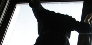 Вытолкнул мать с седьмого этажа: в Николаеве мужчину приговорили к 11 годам тюрьмы за убийство