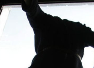 Вытолкнул мать с седьмого этажа: в Николаеве мужчину приговорили к 11 годам тюрьмы за убийство