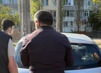 Пять авто за 15,5 тысячи долларов: в Николаеве разоблачили схему с гуманитарными машинами, — ФОТО